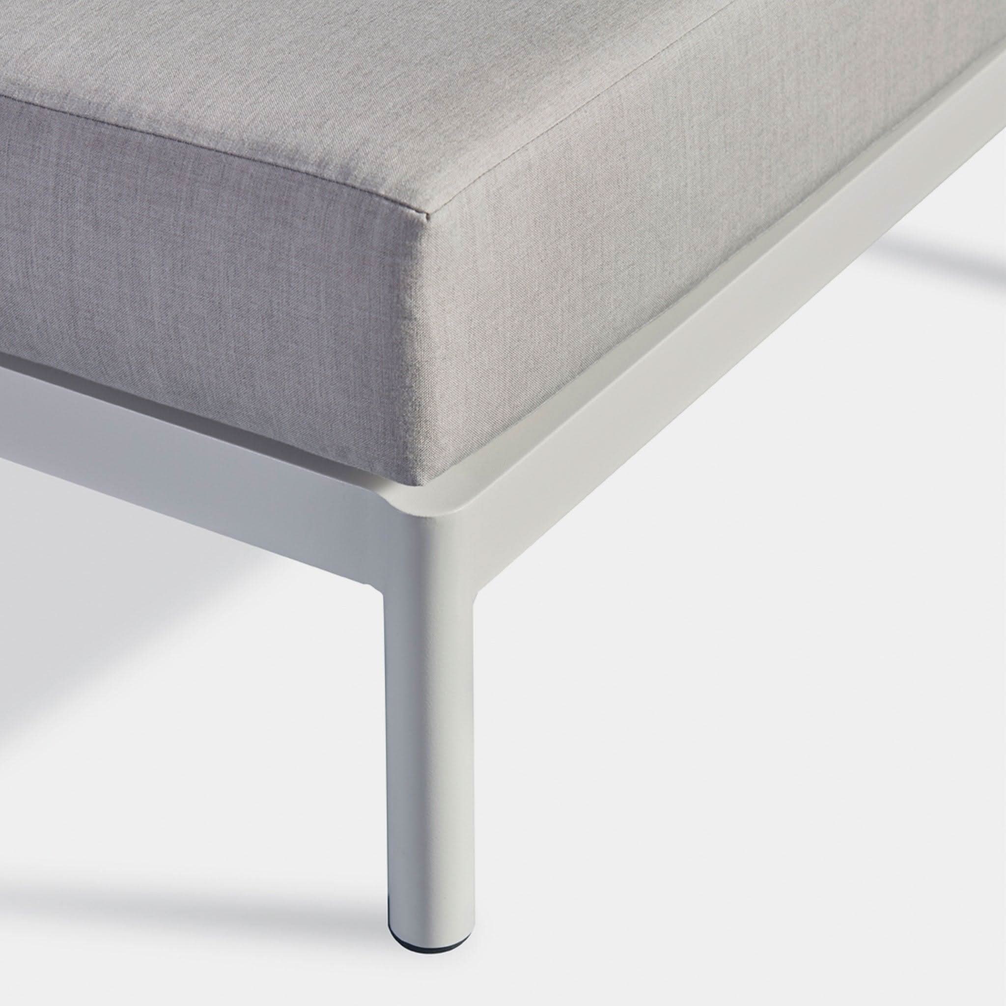 Breeze Xl Aluminum Chaise Right - Image 14