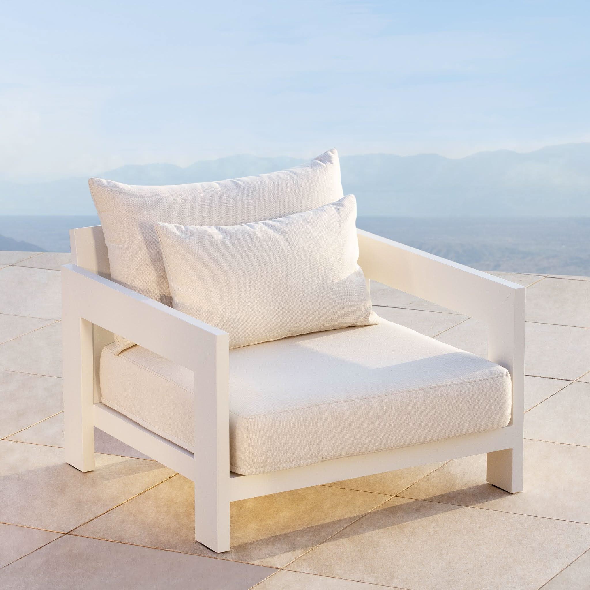 Hampton Lounge Chair - Image 6