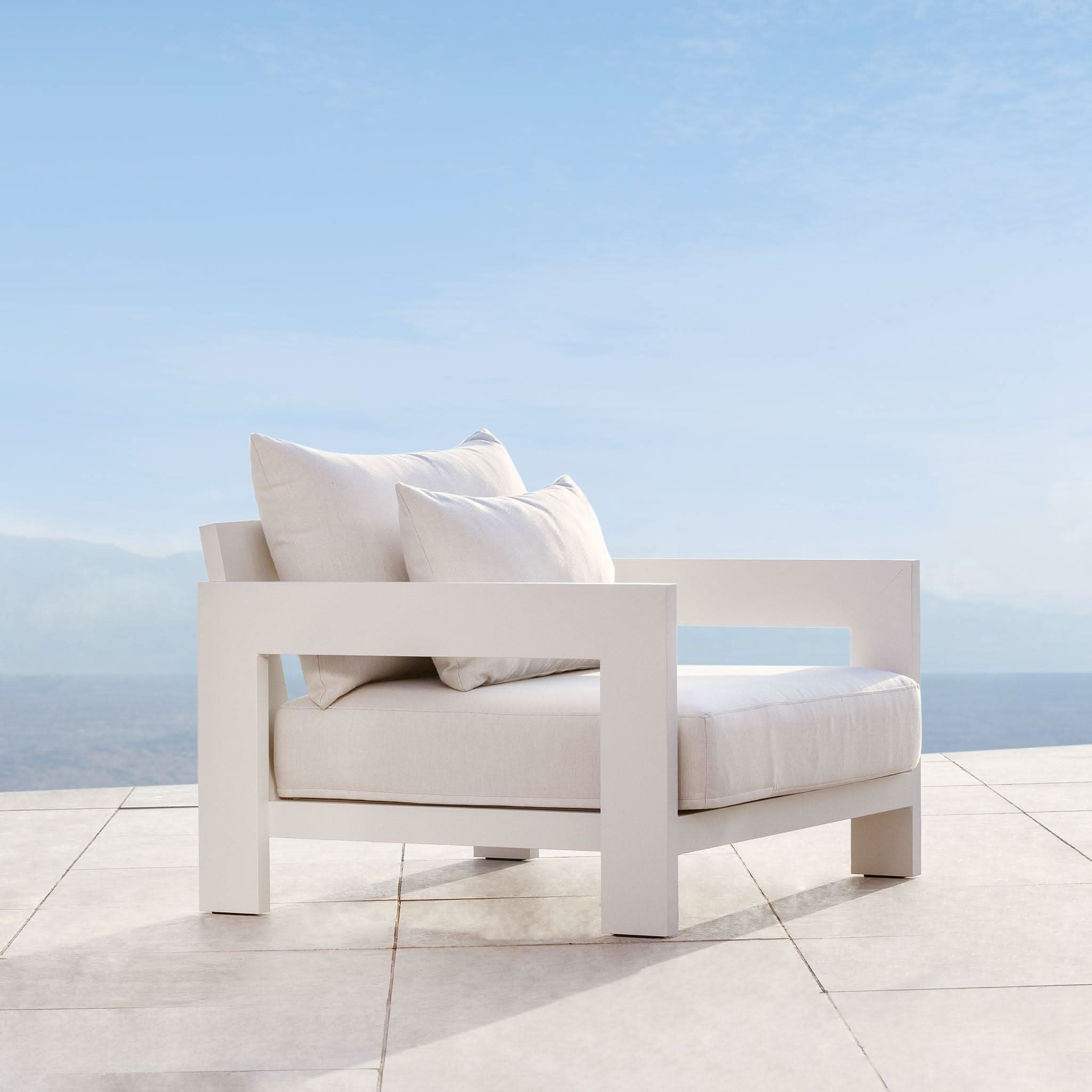 Hampton Lounge Chair - Image 9